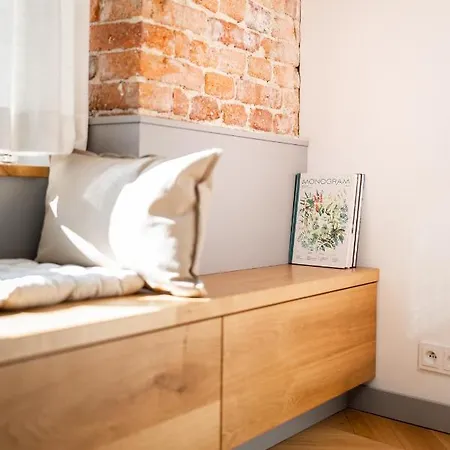 Central Apartamenty Еленя-Гура