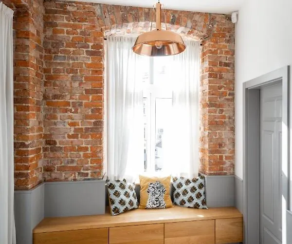 Central Apartamenty 公寓 耶莱尼亚古拉